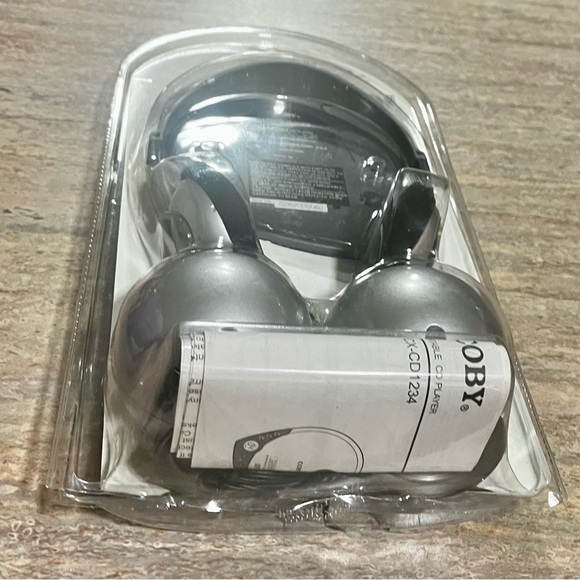 New Coby CX-CD1234 personal portable CD player mini AM/FM radio & mini speakers - Picture 15 of 16